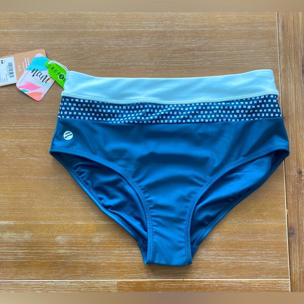 Nani Womens swimsuit bottom. Colorblock High Rise (Waisted). Size M